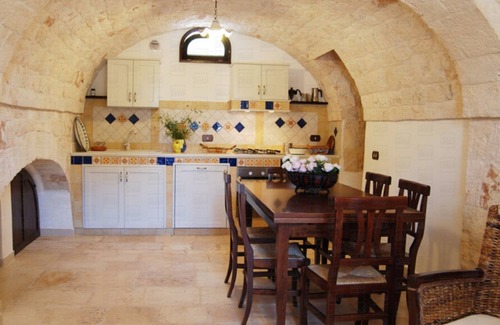 Monopoli Villa | Villa Rotondo: Trulli with pool in Puglia, Pet Friendly