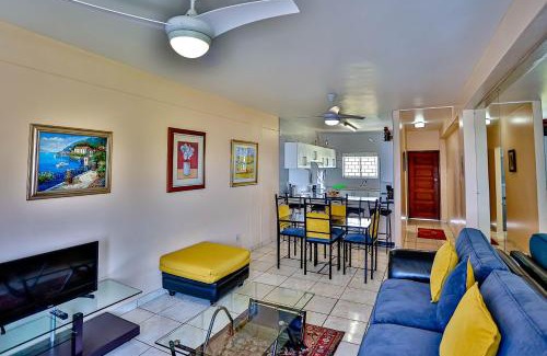 Sheffield Beach Apartment | Villa Royale 402