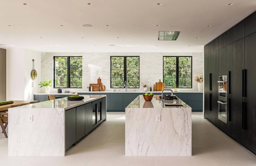 The Flats Villa | Villa Royale by LuxJB 🏆 Pickleball & Basketball Court 🏆 Beverly Hills Mansion