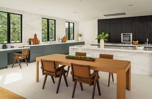 The Flats Villa | Villa Royale by LuxJB 🏆 Pickleball & Basketball Court 🏆 Beverly Hills Mansion