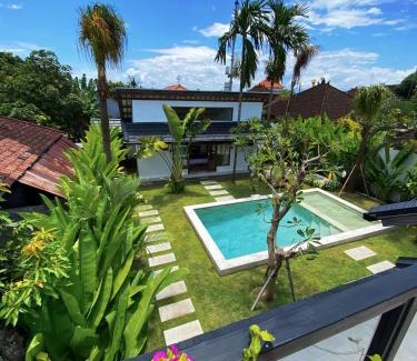 Berawa Villa | Villa Ruby - 3 Bedroom private Villa with a pool
