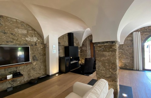 Sant Joan les Fonts Cottage | Villa /Rural house province of Girona