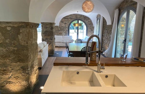 Sant Joan les Fonts Cottage | Villa /Rural house province of Girona