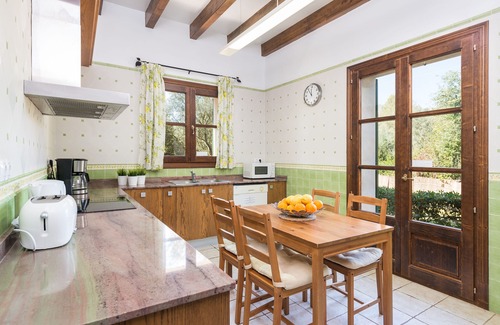 Petra Cottage | Villa rural SA SINIA for 12 people just 15 minutes from the beach.