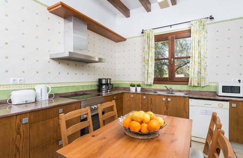 Petra Cottage | Villa rural SA SINIA for 12 people just 15 minutes from the beach.