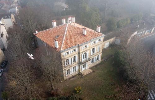 Bazas Bed & Breakfast | Villa Séquoia - Belle chambre SDB privée et petit salon
