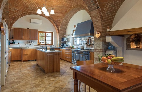 Castelnuovo Berardenga Villa | Villa Siena 10, Emma Villas