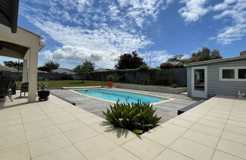 Saint-Vincent-la-Chatre House | Villa Sainte-Soulle, 4 bedrooms, 8 persons