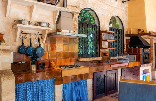 Muro Villa | Villa 'Salvatge' with Balcony, Wi-Fi and Air Conditioning