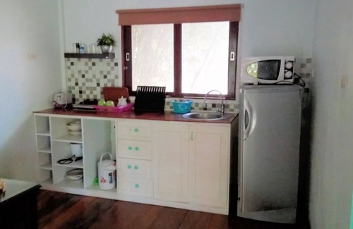 Ko Pha-ngan Villa | Villa Samsara; this villa is located in a tropical garden.