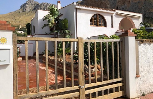 Macari Villa | Villa san vito bay