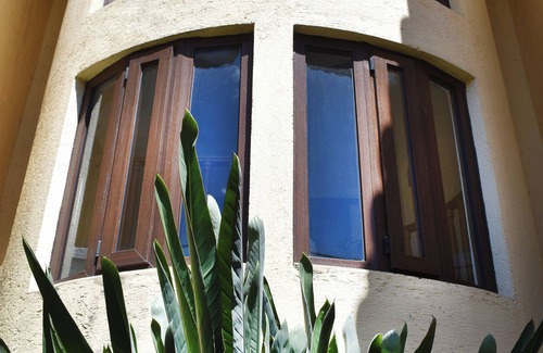 Antigua Guatemala Villa | Villa Santiago - Charming Villa in Antigua Guatemala, Volcano Views and WiFi.n