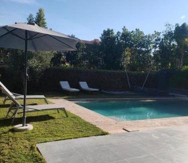 Tassoultante Apartment | Villa Sara avec sa piscine et jardin