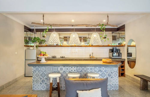 Petitenget Villa | Villa Sarong 2 Chic 2BR Boho Villa: Prime Central Location