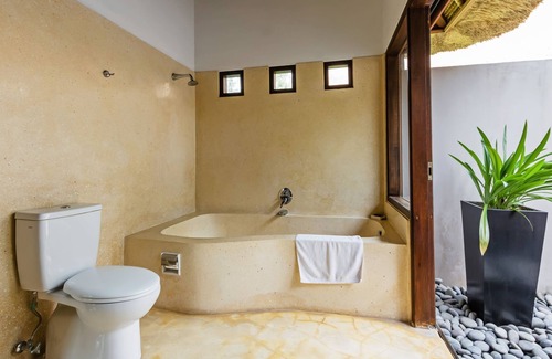 Sengkidu Villa | Villa Sasoon 2, 100 mt to Beach