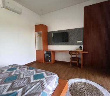 Sleman Hotel | villa sawah kolam renang privat