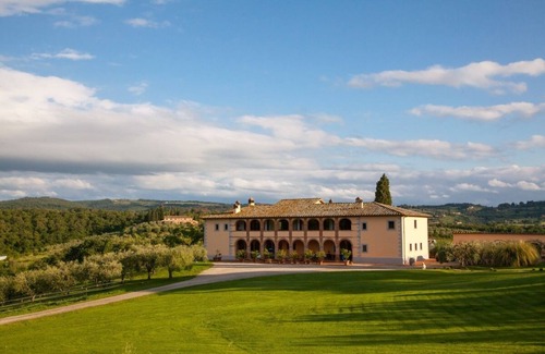 Santarello Villa | Villa Scopetello with Pool and Tennis court near Montepulciano and Siena