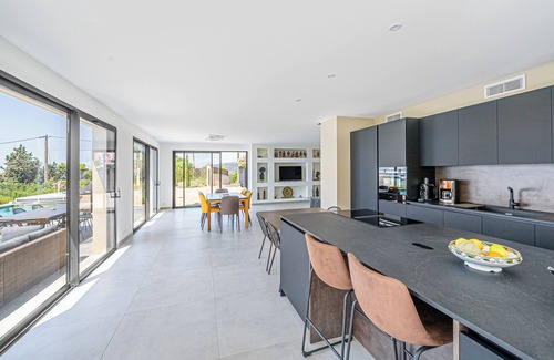 Le Rayol Villa | Villa sea view