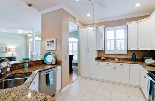 Heron's Watch House | Villa Sea La Vie - Newly Renovated Lakefront Home w/Private Pool