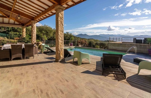 Olmeto Apartment | Villa sea view 4 bedrooms and pool