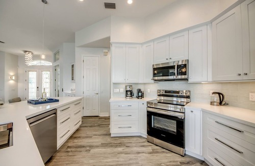 Eight Lakes House | Villa Seascape - newly renovated at 8 Lakes, Pool & Spa