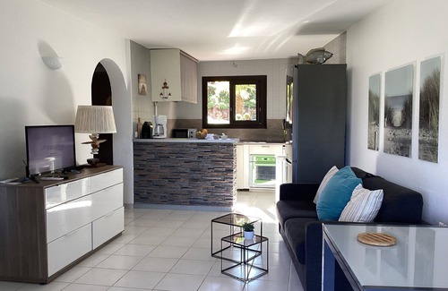 Porto-Vecchio Villa | VILLA SEASIDE FEET IN THE WATER 1 bedroom 43 m2 - WIFI.