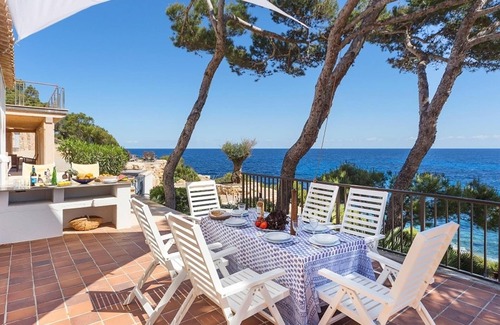 Provensals Villa | Villa 'Seaside' with Sea View, Wi-Fi and Air Conditioning