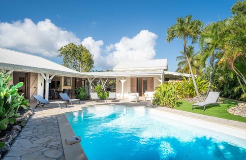 Saint-Francois Villa | Villa Secrète