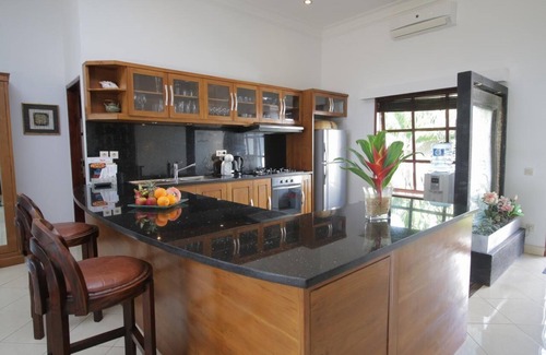 Dencarik Villa | Villa Segara Indah, Lovina beach villa with private pool at - maximum 8 pers