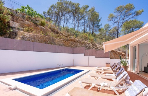 Olivella Ski Chalet | Villa Senia, close to Sitges with private pool