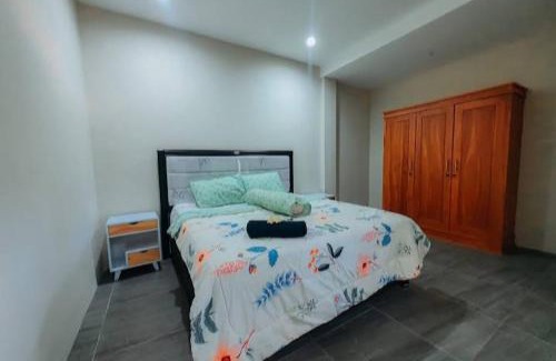 Senggigi Villa | Villa Sentana