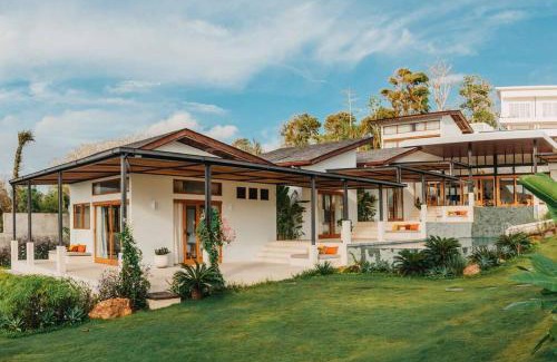 Kuta House | VILLA SERENA LOMBOK - Sustainable Kuta Sea View