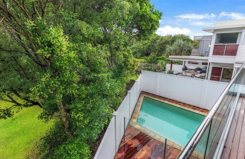 Casuarina House | Villa Serenity: 6BR Casuarina Beach Home w/Pool