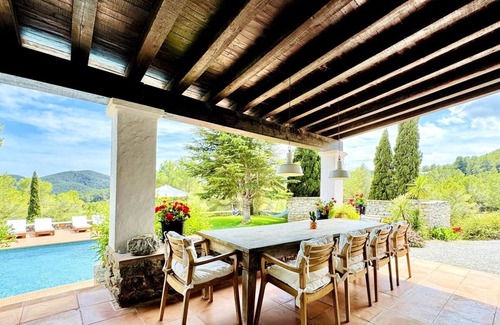 Sant Josep de sa Talaia Villa | Villa 'Ses Casetes Ibiza' with Mountain View, Wi-Fi and Air Conditioning