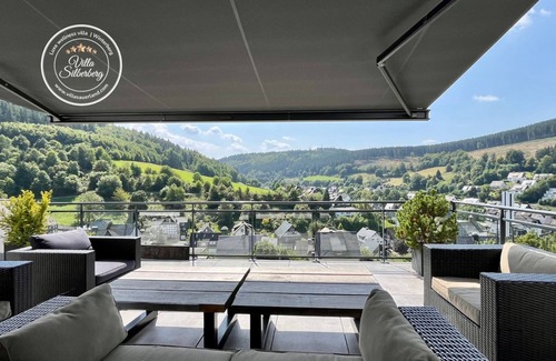 Silbach House | Villa Silberberg luxury wellness villa with sauna, bbq and billiards.