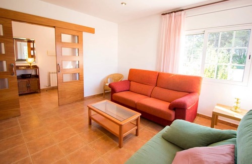 Sils Villa | Villa Sils: Tranquil Costa Brava Retreat with private suite!