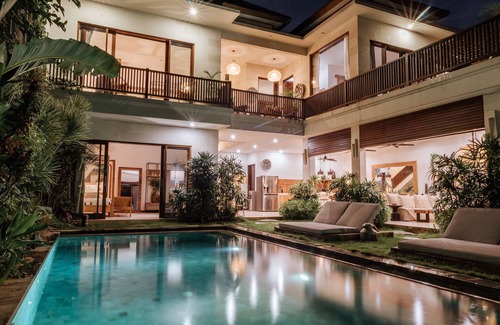 Batu Bolong Villa | Villa Simba 4 BR Canggu Walking Distance to The Beach