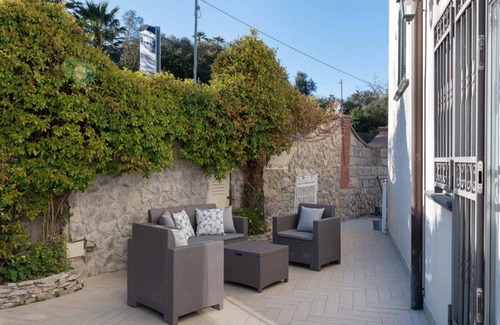 Piano di Sorrento Villa | Villa Simona, halfway between Positano and Sorrento