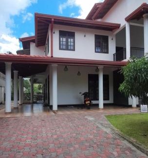 Kamburugamuwa Villa | Villa Sithu