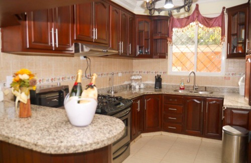 Santo Domingo Este House | Villa Sleeps 12