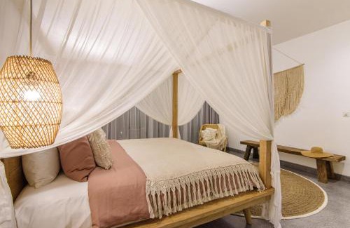 Berawa Villa | VILLA SOHO· Luxury & Indulgence - close to FINNS BEACH CLUB