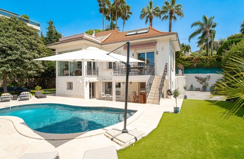Cap-d'Antibes Villa | Villa Solar