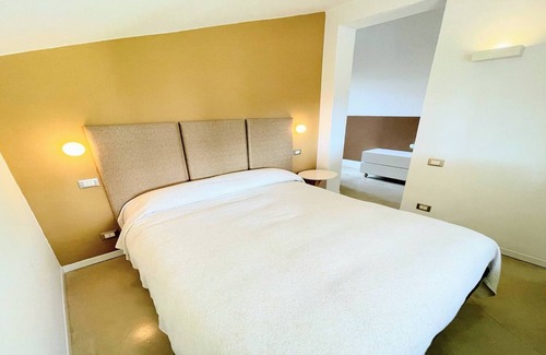 Pietrauta Villa | Villa Sole Vino, Fabulous Pool, fantastic area, sleeps up to 15persons