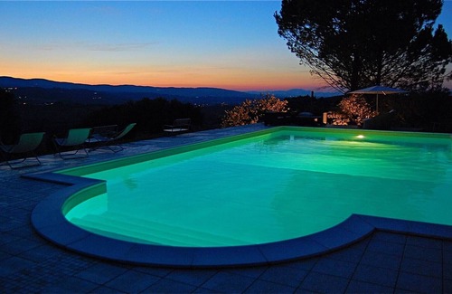 Pietrauta Villa | Villa Sole Vino - in centre of Italy s finest wine and truffle areas - exc pool