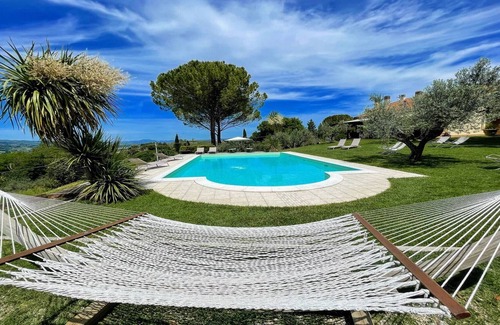Pietrauta Villa | Villa Sole Vino - in centre of Italy s finest wine and truffle areas - exc pool