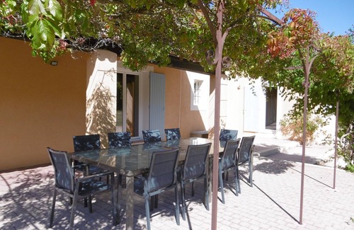 Saignon Villa | Villa Soleyanou detached house, quiet, dominant view in the countryside in Saignon