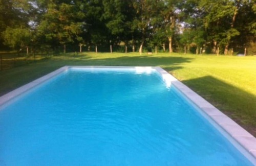 Saint-Hilaire-sur-Yerre Villa | VILLA spacieuse bord de rivière