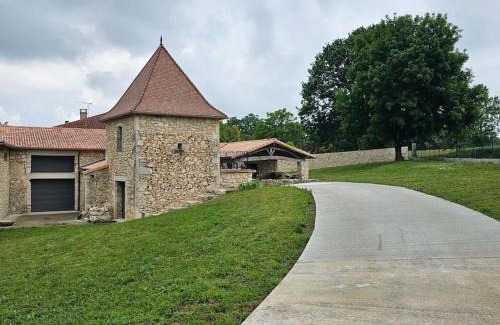 Massels Villa | Villa & Spa Luxuria