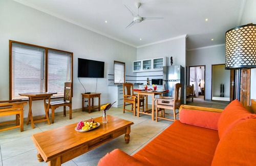 Lovina Villa | Villa Spice House Inn Upstair