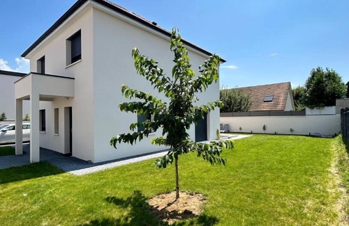 Norge et Tille Villa | Villa st Julien 10 mn from dijon
